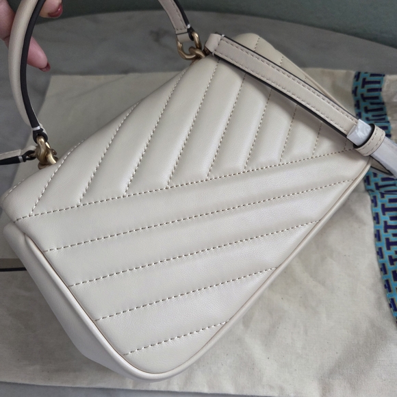 Tory Burch White Quilted Kira Top-Handle Crossbody In New Cream - Picture 7 of 11